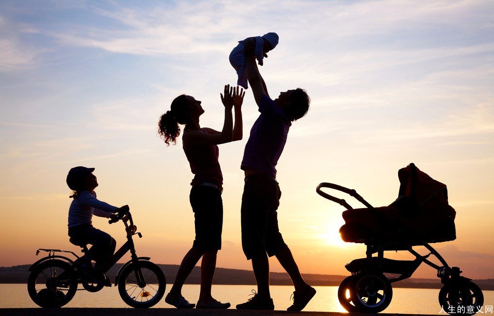 民调显示多数美国人称家庭是生命意义所在